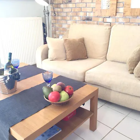 Comfortable With Sea View - 85 M² In Apartment *