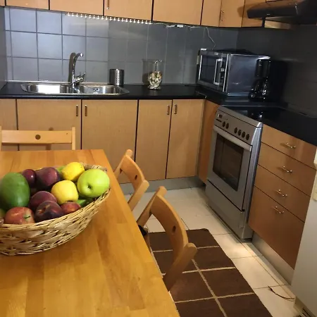 Comfortable With Sea View - 85 M² In Apartment *