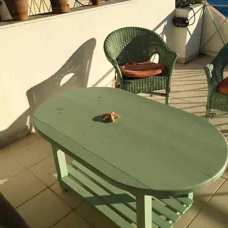 Apartment Comfortable With Sea View - 85 M² In *