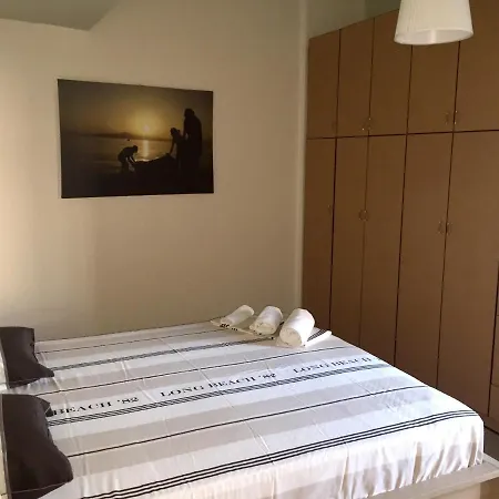 Comfortable With Sea View - 85 M² In Akrogiali