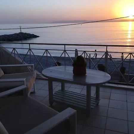 Apartment Comfortable With Sea View - 85 M² In Akrogiali
