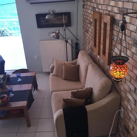 Comfortable With Sea View - 85 M² In *