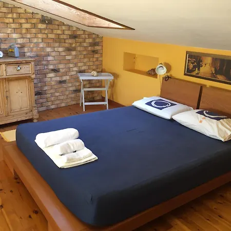 Apartment Comfortable With Sea View - 85 M² In