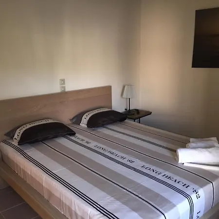 Apartment Comfortable With Sea View - 85 M² In Akrogiali
