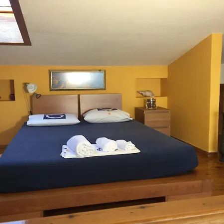 Comfortable With Sea View - 85 M² In