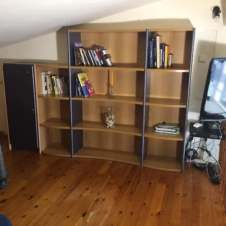 Apartment Comfortable With Sea View - 85 M² In