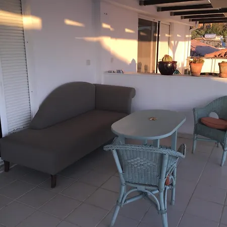 Comfortable With Sea View - 85 M² In Apartment