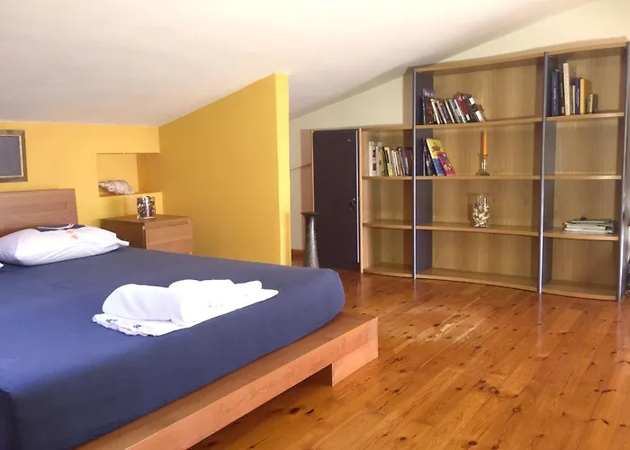 Comfortable With Sea View - 85 M² In